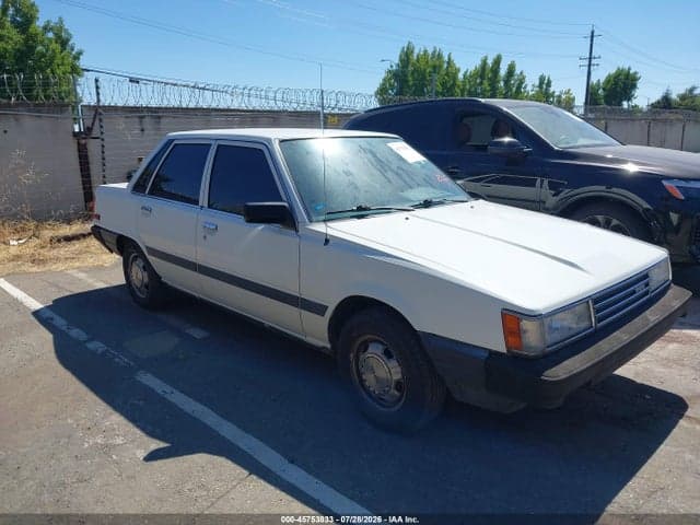 1985 TOYOTA CAMRY DLX - 1