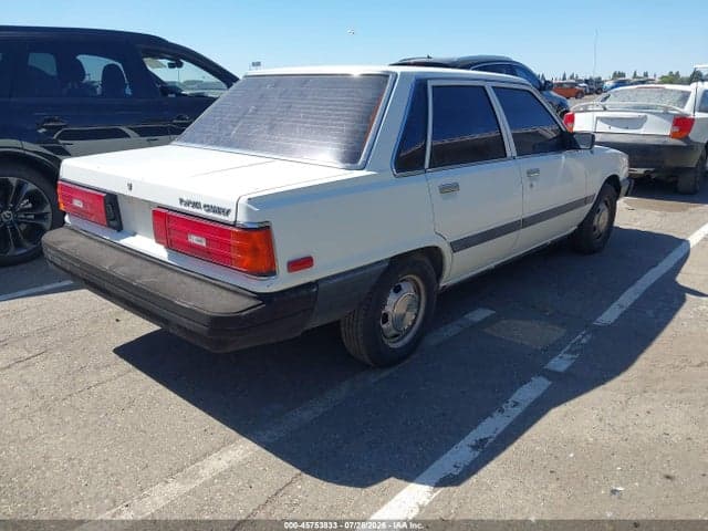 1985 TOYOTA CAMRY DLX 4