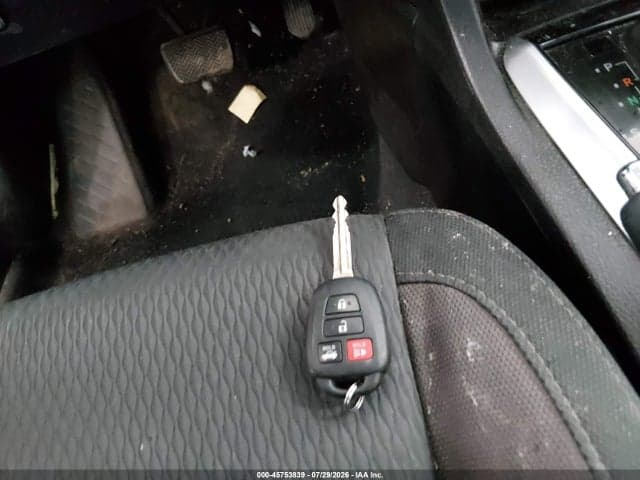 2019 TOYOTA COROLLA LE 11