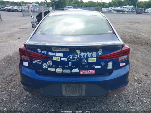2019 HYUNDAI ELANTRA SE 16