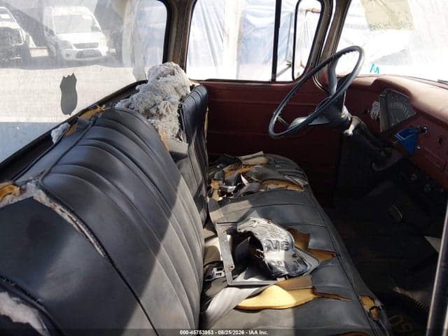 1957 CHEVROLET 3100 PU 8