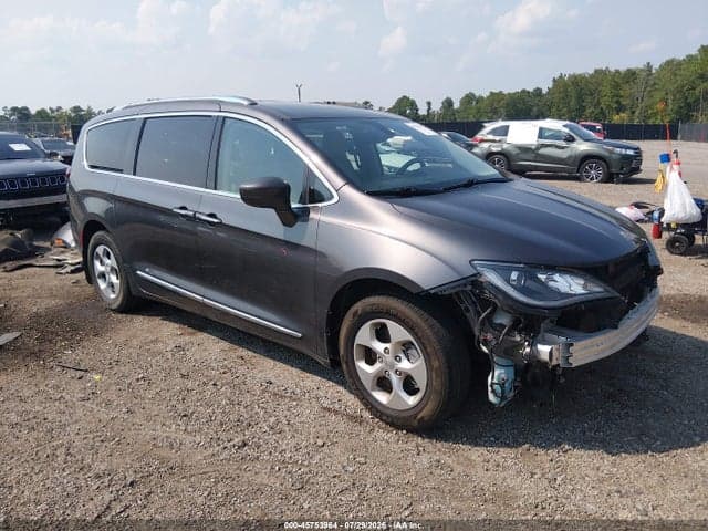 2017 CHRYSLER PACIFICA TOURING-L PLUS 1