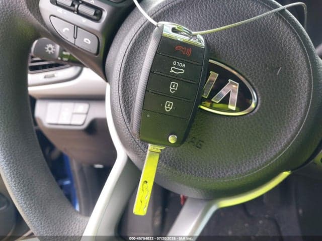 2018 KIA RIO S 11