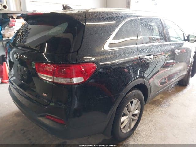 2017 KIA SORENTO 2.4L LX 4