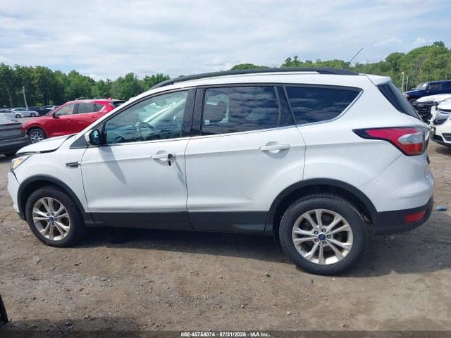 2018 FORD ESCAPE SE 14