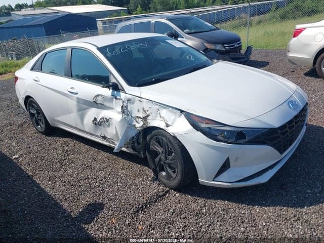 2022 HYUNDAI ELANTRA SEL 1