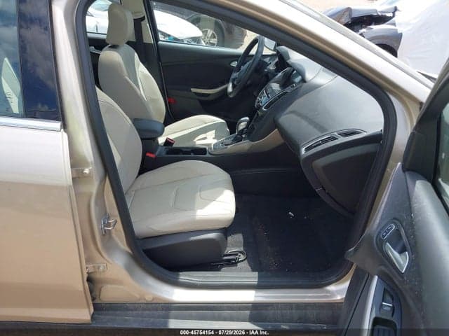 2017 FORD FOCUS TITANIUM 5