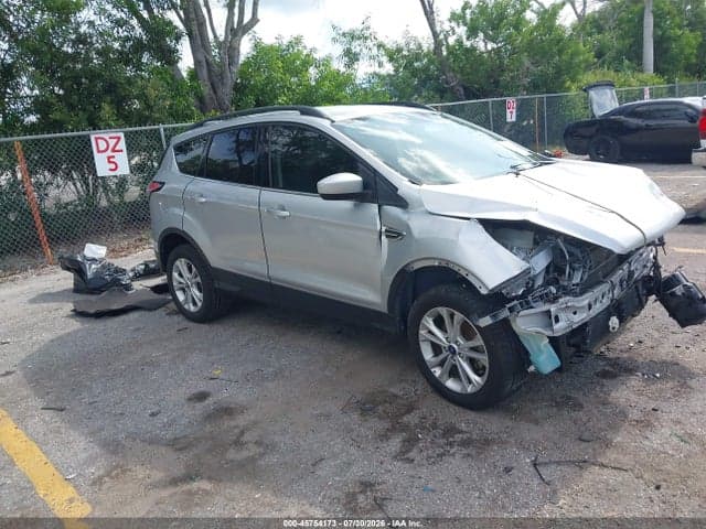 2018 FORD ESCAPE SE 1