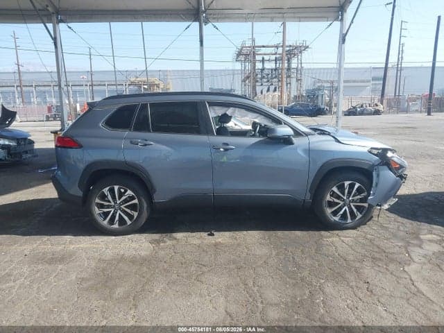2024 TOYOTA COROLLA CROSS XLE 14