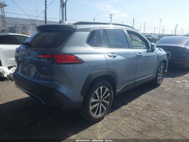 2024 TOYOTA COROLLA CROSS XLE 4