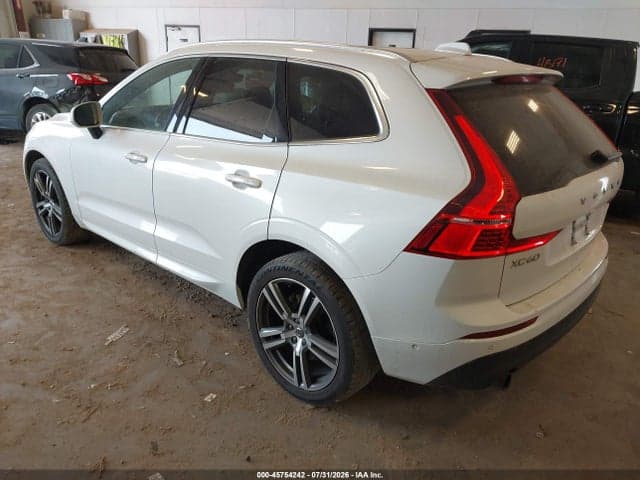 2018 VOLVO XC60 T5 MOMENTUM 3