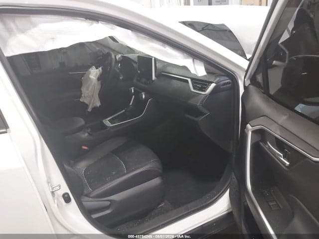 2025 TOYOTA RAV4 XLE PREMIUM 5
