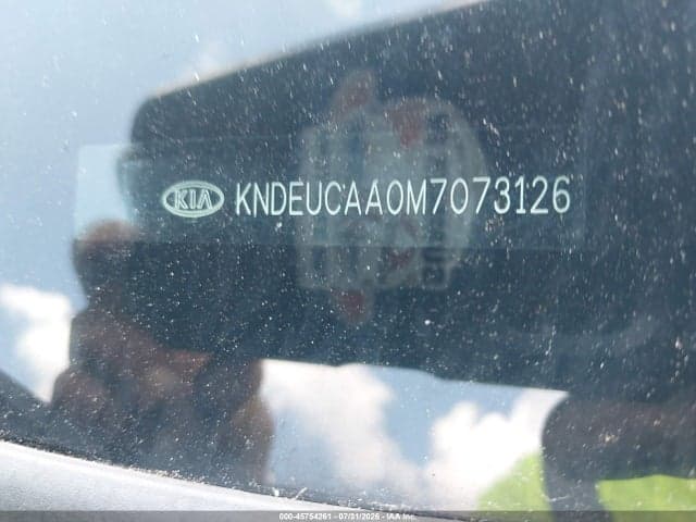 2021 KIA SELTOS S 18