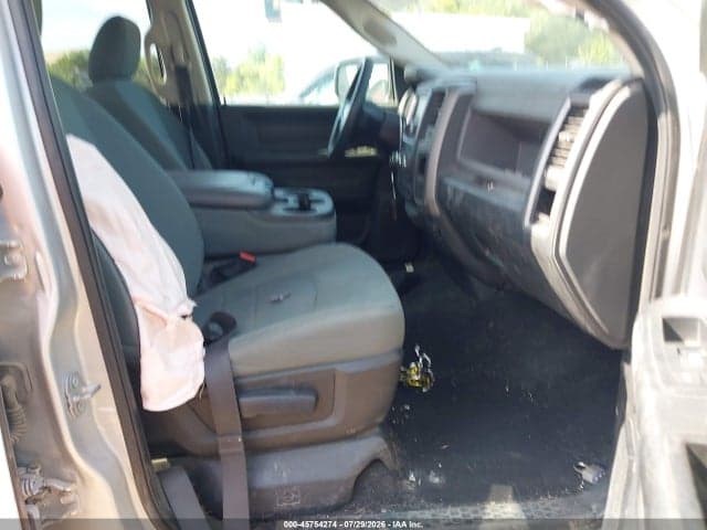 2017 RAM 1500 EXPRESS 4X4 6'4 BOX 5