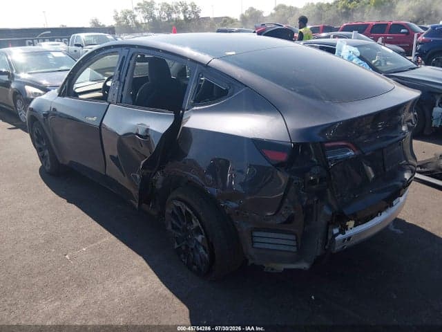 2024 TESLA MODEL Y 3
