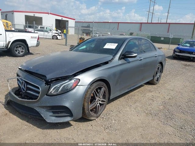 2019 MERCEDES-BENZ E 300 2