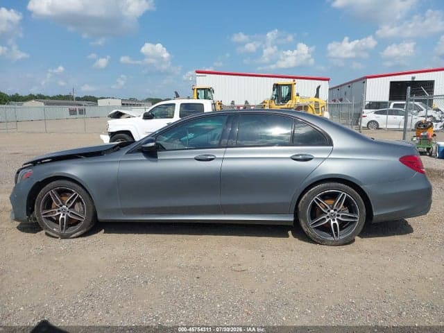 2019 MERCEDES-BENZ E 300 13