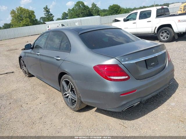 2019 MERCEDES-BENZ E 300 3