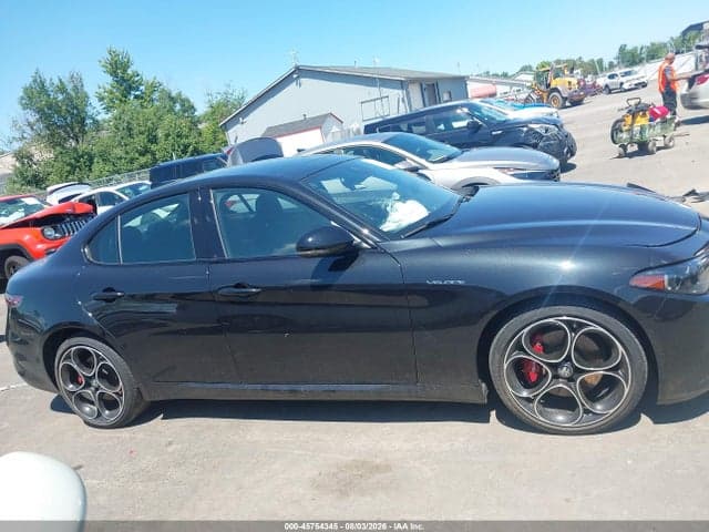 2024 ALFA ROMEO GIULIA VELOCE AWD 13