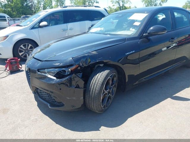 2024 ALFA ROMEO GIULIA VELOCE AWD 6