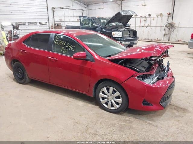 2017 TOYOTA COROLLA LE 1