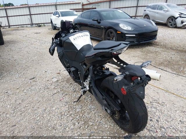 2021 HONDA CBR1000 RR 3
