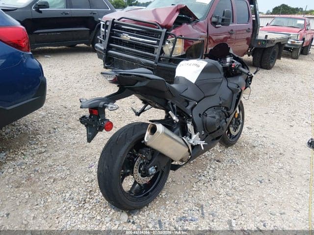 2021 HONDA CBR1000 RR 4