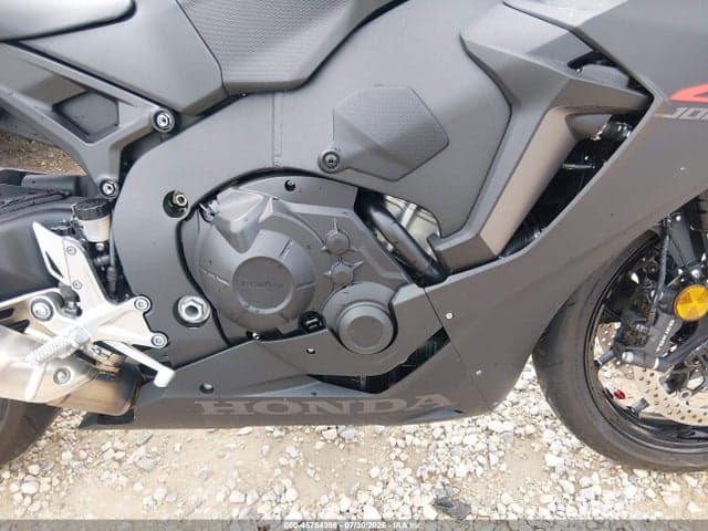 2021 HONDA CBR1000 RR 8