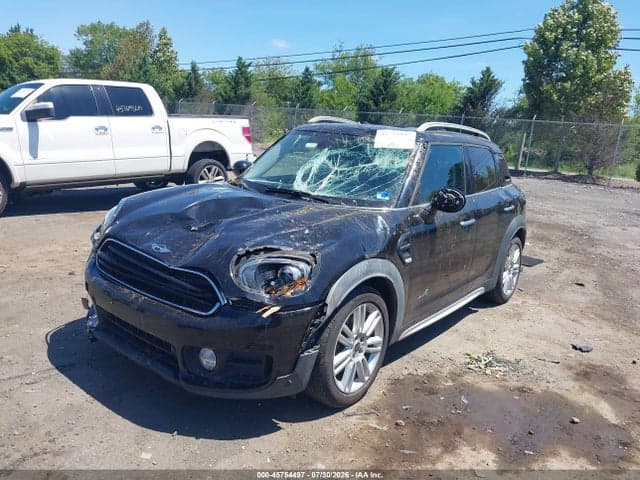 2018 MINI COUNTRYMAN COOPER 2