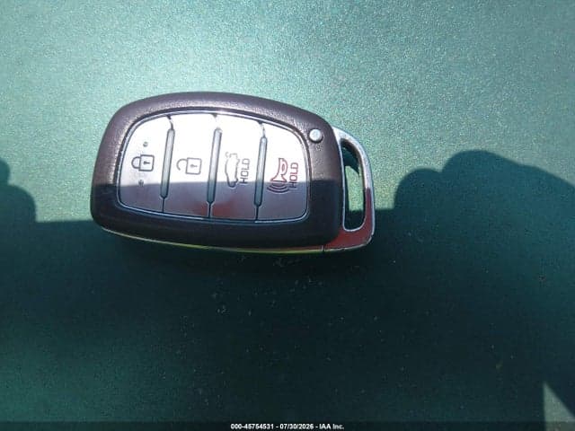 2017 HYUNDAI ELANTRA LIMITED 11