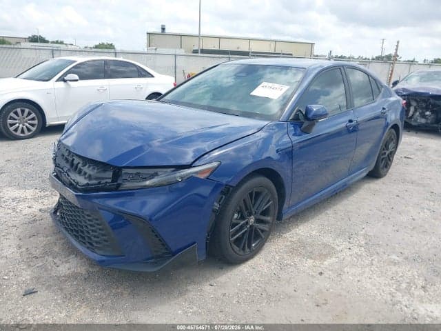2025 TOYOTA CAMRY SE 2