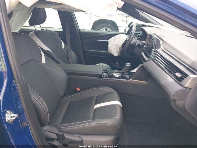 2025 TOYOTA CAMRY SE 5