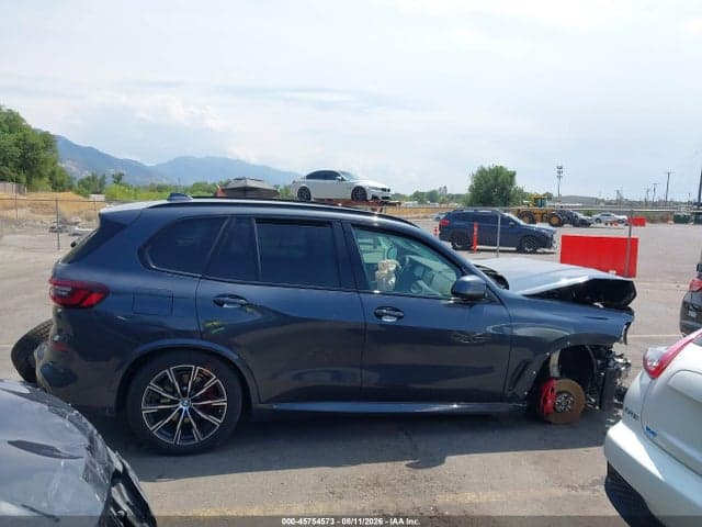 2022 BMW X5 XDRIVE40I 12
