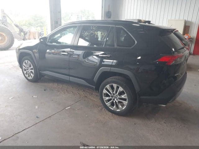 2021 TOYOTA RAV4 LIMITED 3