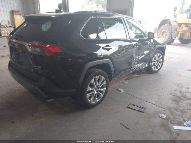 2021 TOYOTA RAV4 LIMITED 4