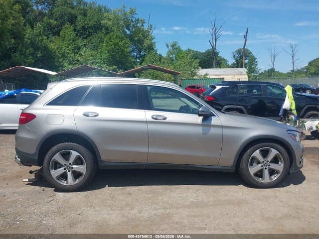 2019 MERCEDES-BENZ GLC 300 4MATIC 13