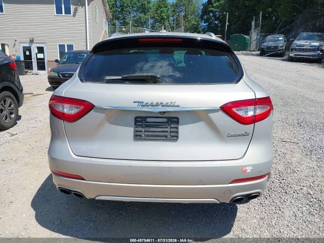 2017 MASERATI LEVANTE 16