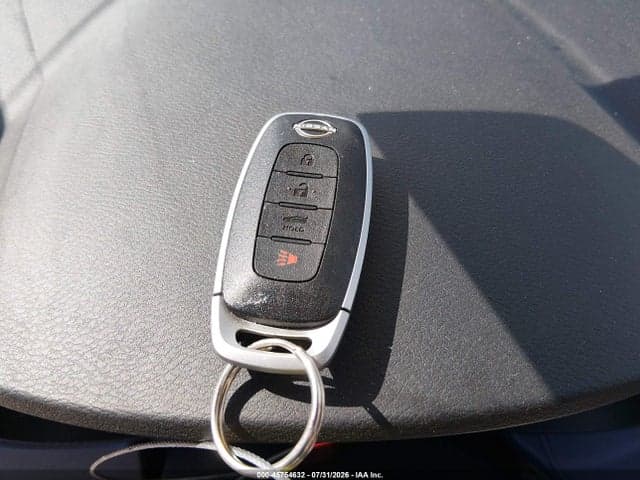 2025 NISSAN VERSA 1.6 SV 11