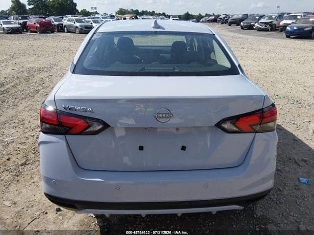 2025 NISSAN VERSA 1.6 SV 17