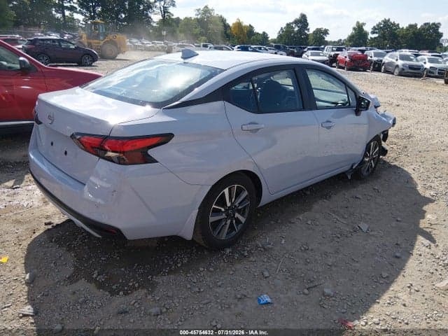 2025 NISSAN VERSA 1.6 SV 4