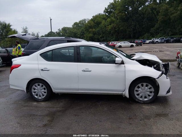 2017 NISSAN VERSA 1.6 SV 13