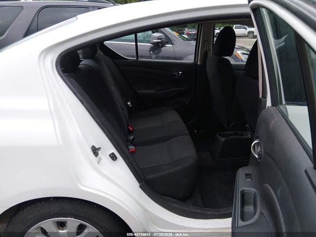 2017 NISSAN VERSA 1.6 SV 8
