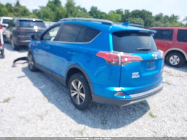 2017 TOYOTA RAV4 XLE 3