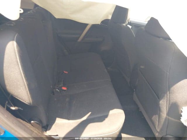 2017 TOYOTA RAV4 XLE 8