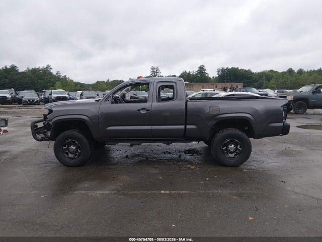2017 TOYOTA TACOMA SR 15