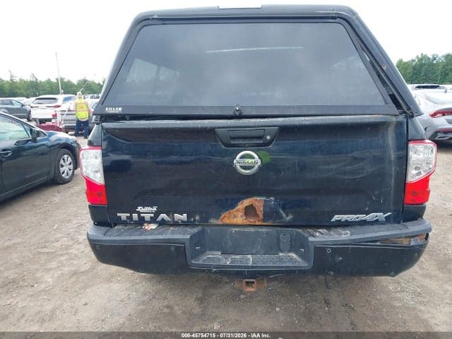 2017 NISSAN TITAN PRO-4X 6