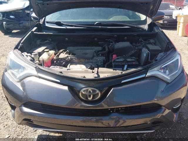 2017 TOYOTA RAV4 XLE 10