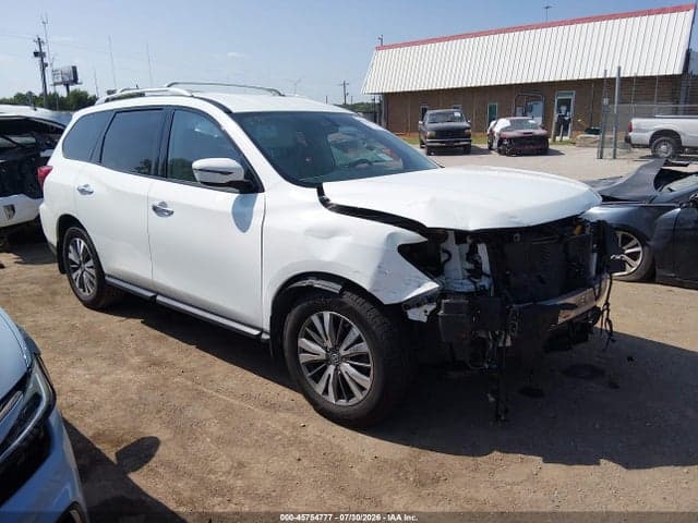 2017 NISSAN PATHFINDER S 1