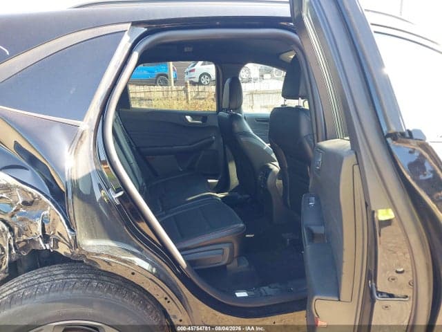 2025 FORD ESCAPE ST-LINE SELECT 8