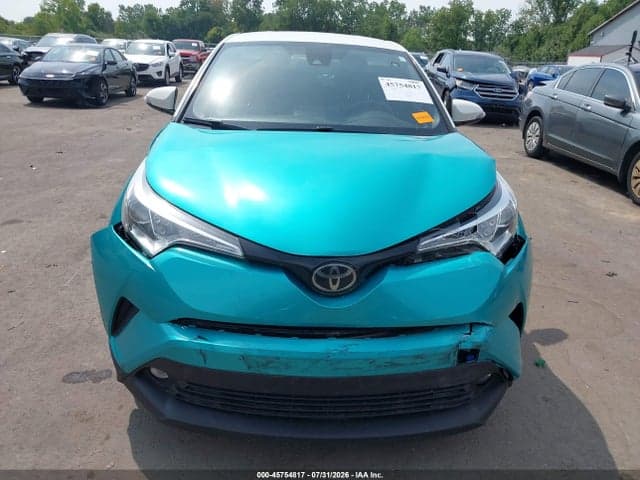2018 TOYOTA C-HR XLE 12
